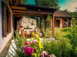 Wild Boar Cottage - Romantic getaway，位于包道乔尼托毛伊Folly Arboretum附近的酒店