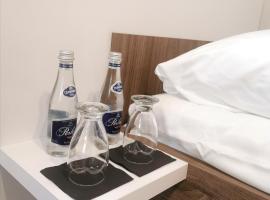 LOFT Aparthotel，位于兹沃切涅茨的酒店