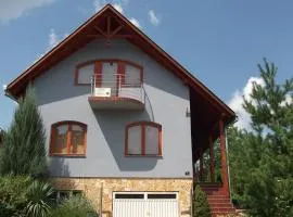 Klára Apartmanház