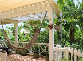 Tropical Garden Cottage Antigua，位于圣约翰斯的乡村别墅
