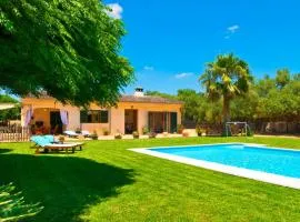 Villa Can Coll de Sencelles, Sa Vileta pool and views