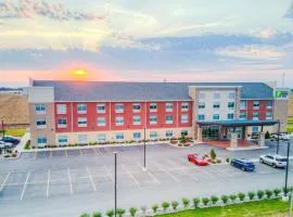 Holiday Inn Express & Suites - Remington, an IHG Hotel