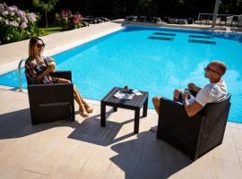 ALFA Hotel & Wellness Miskolctapolca，位于米什科尔茨道波曹的酒店