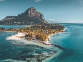 Paradis Beachcomber Golf Resort & Spa，位于勒莫尔尼的酒店