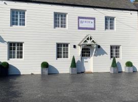 Bertie’s of Otterburn，位于奥特本的酒店