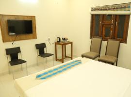 Aamantran At Fort Maheshwar，位于Maheshwar的酒店