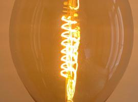 Moderne Wohnung im Grünen in WRN，位于Werneuchen的酒店