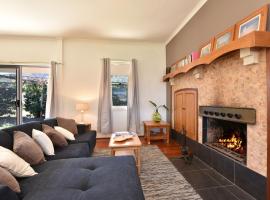 Somerville Wine Cottage Hideaway 3-Bedroom Cottage Near Broke Wineries，位于布洛克的酒店