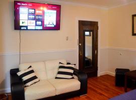Cozy Studio near Wrigley field and Boystown，位于芝加哥的酒店