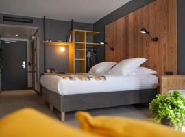 Plan B Hotel - Living Chamonix，位于夏蒙尼-勃朗峰Chamonix City Centre的酒店