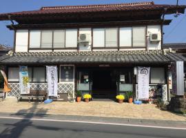 Echigoya Ryokan，位于小鹿野町三峰神社附近的酒店