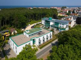 Parkhotel IV Jahreszeiten Kühlungsborn，位于奥斯赛拜-屈隆斯博恩的酒店