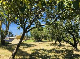 Gîtes pour grand groupe 18 personnes à 15 mins du Puy du Fou，位于Mauléon的酒店