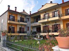 麦格多瓦丝酒店，位于Kalyvia的低价酒店
