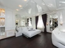 Exquisite panoramic views apartment Dnipro embankment