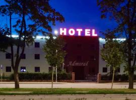 Hotel i Restauracja Admirał，位于莱格尼察的酒店