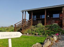 Carrowkeel Cabin，位于斯莱戈Sligo Folk Park附近的酒店