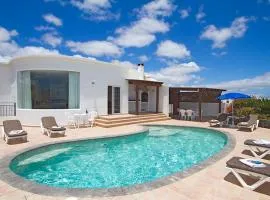 Villa Calero Acentejo Dos - A Wonderful 5 Bedroom Villa - A Short Stroll to the Resort