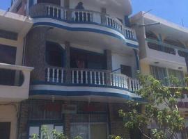 Hostal Albatros，位于圣克里斯托瓦尔的酒店