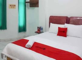 RedDoorz near Lampung Walk 2，位于Tanjungkarang的酒店