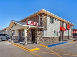 Econo Lodge Hays I-70，位于海斯的山林小屋