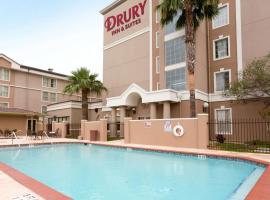 Drury Inn & Suites McAllen，位于麦卡伦卢西奥·布兰科将军国际机场 - REX附近的酒店