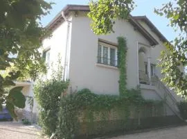 Villa Les Martinets-Voie Verte-Gorges d'Héric-Massif du Caroux-Mons-Olargues
