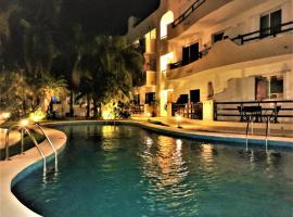Margaritas Condos in Downtown of Playa，位于普拉亚卡门的酒店
