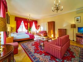 Josephine Old Town Square Hotel - Czech Leading Hotels，位于布拉格的酒店