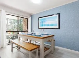 Bay Parklands 57 ground floor unit with pool tennis court and aircon