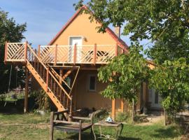 Ferienwohnung in der Uckermark am Oberuckersee OT Warnitz，位于Warnitz的酒店