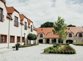 Hotel Pałac Krotoszyce Basen&Spa，位于Krotoszyce的酒店