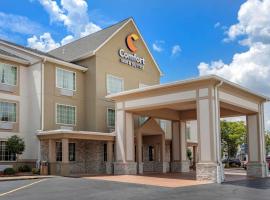 Comfort Inn & Suites North Little Rock JFK Blvd，位于北小石城小石城机场 - LIT附近的酒店
