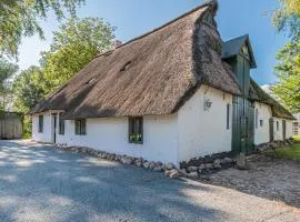 Gorgeous Home In Süderheistedt