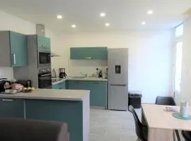 Appartement rénové avec WIFI bien équipé au centre ville de PERROS-GUIREC - Ref 940