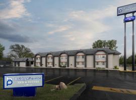 BridgePointe Inn & Suites by BPhotels, Council Bluffs, Omaha Area，位于康瑟尔布拉夫斯埃普雷机场 - OMA附近的酒店