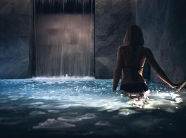 Le Parc Hôtel devient YONA，位于奥贝奈的酒店