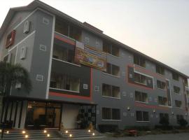 NIDA Rooms Gulf Siam Pluak Daeng，位于Pluak Daeng的酒店