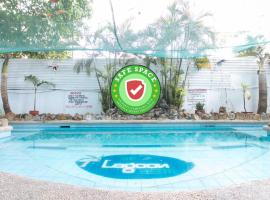 RedDoorz Plus Lagoon Resort Zambales，位于奥隆阿波的酒店