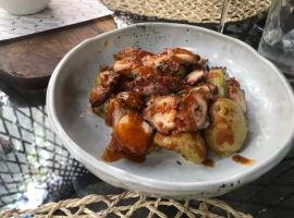 Hotel Recio，位于Santa Olalla的酒店