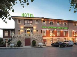 hotel gueñes，位于Güeñes的酒店