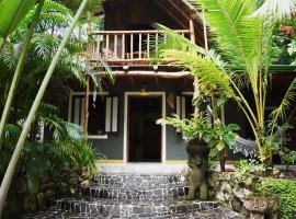 Pachamama Tropical Garden Lodge，位于Carmen的酒店