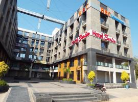 hotel berlin，位于甘地讷格尔的酒店