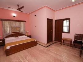 Lloyds Serviced Apartments,Krishna Street,T Nagar，位于钦奈庞迪集市附近的酒店