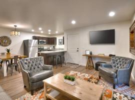 5C Sweet RedCliff Condo, Pool & Hot Tub，位于摩押的酒店