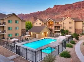 5D New RedCliff Condo, Pool & Hot Tub