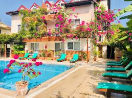 十大公寓酒店，位于费特希耶的酒店