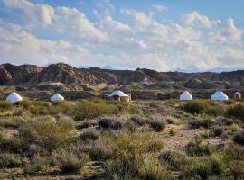 Feel Nomad Yurt Camp，位于Ak-Say的度假短租房