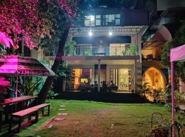 Urban Nomads Pune Riverside CoLive CoWork，位于浦那的酒店