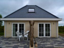 Vakantiewoning aan duinen en zee in Dishoek，位于迪斯胡克的酒店